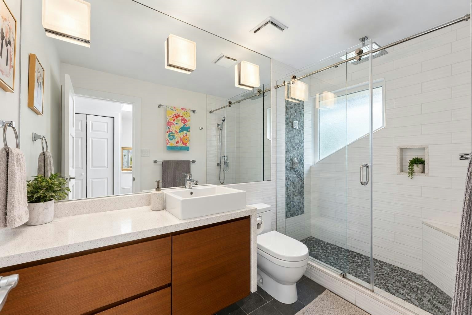 4812 Headland Close, West Vancouver, BC, V7W 3C2 - 20