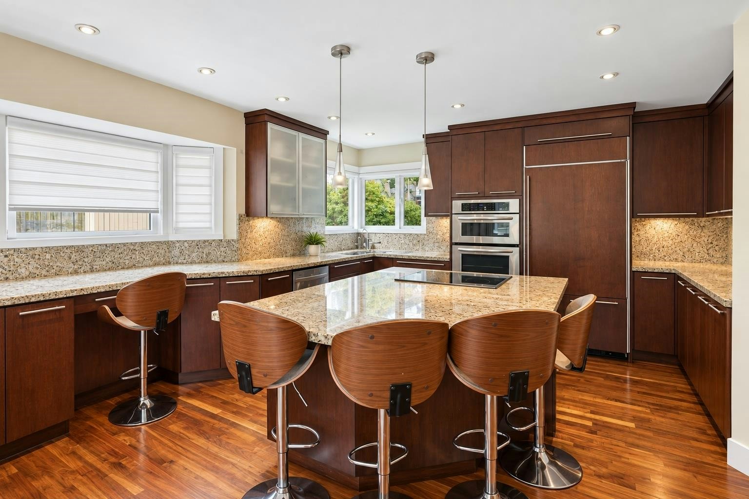 4812 Headland Close, West Vancouver, BC, V7W 3C2 - 7
