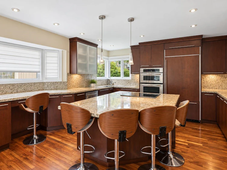 4812 Headland Close, West Vancouver, BC, V7W 3C2 - 7