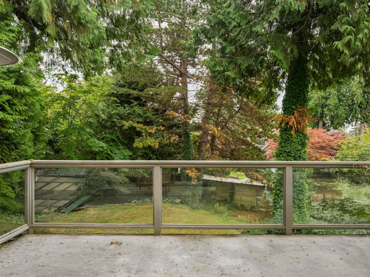 4812 Headland Close, West Vancouver, BC, V7W 3C2 - 13