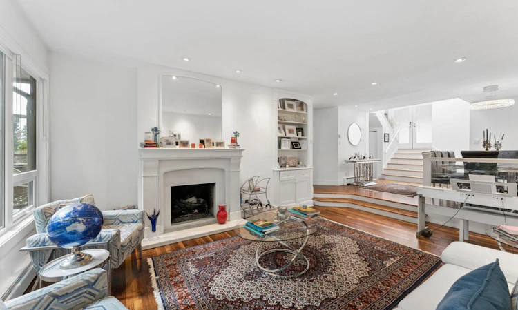 4812 Headland Close
