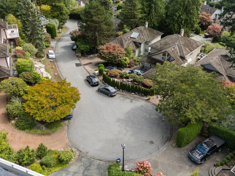 4812 Headland Close, West Vancouver, BC, V7W 3C2 - 29