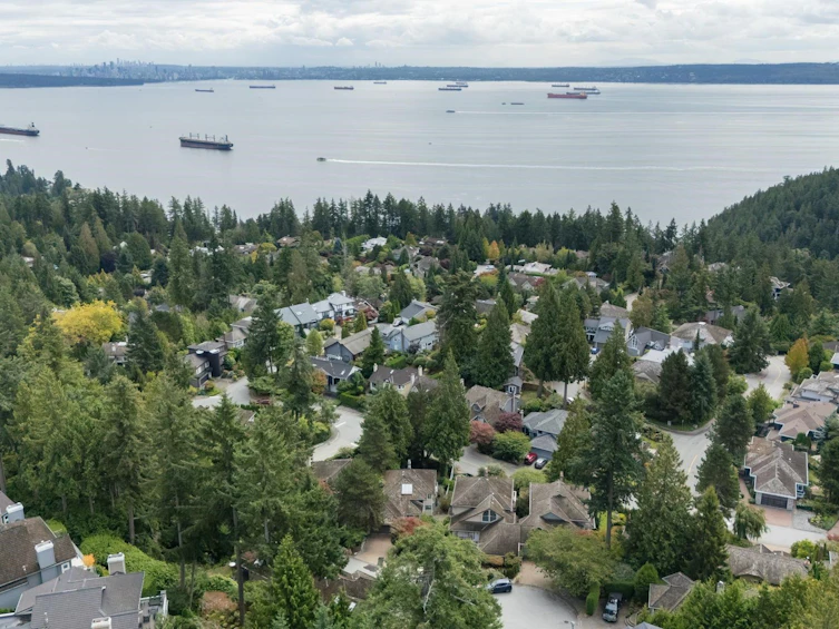 4812 Headland Close, West Vancouver, BC, V7W 3C2 - 31