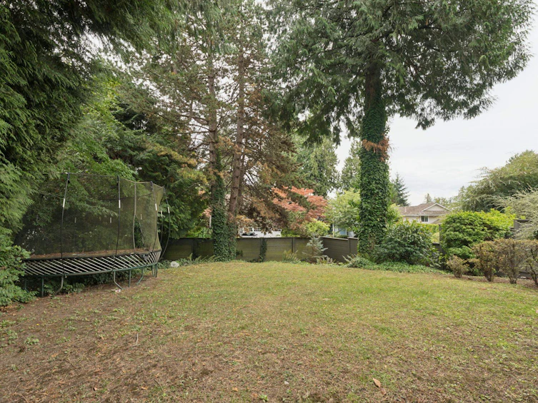 4812 Headland Close, West Vancouver, BC, V7W 3C2 - 26