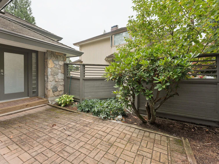 4812 Headland Close, West Vancouver, BC, V7W 3C2 - 23