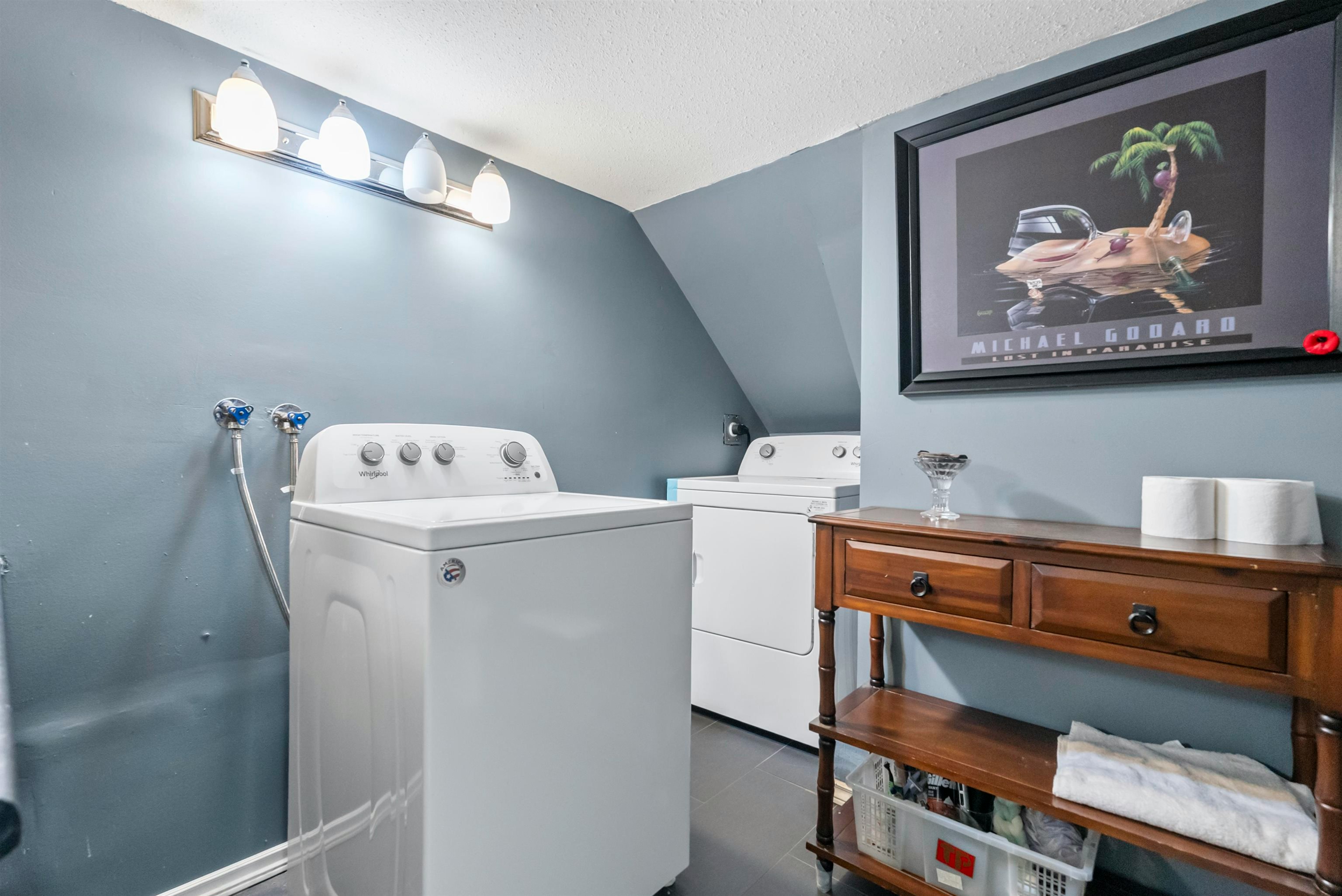 101-1180 Falcon Drive, Coquitlam, BC, V3E 2K5 - 28