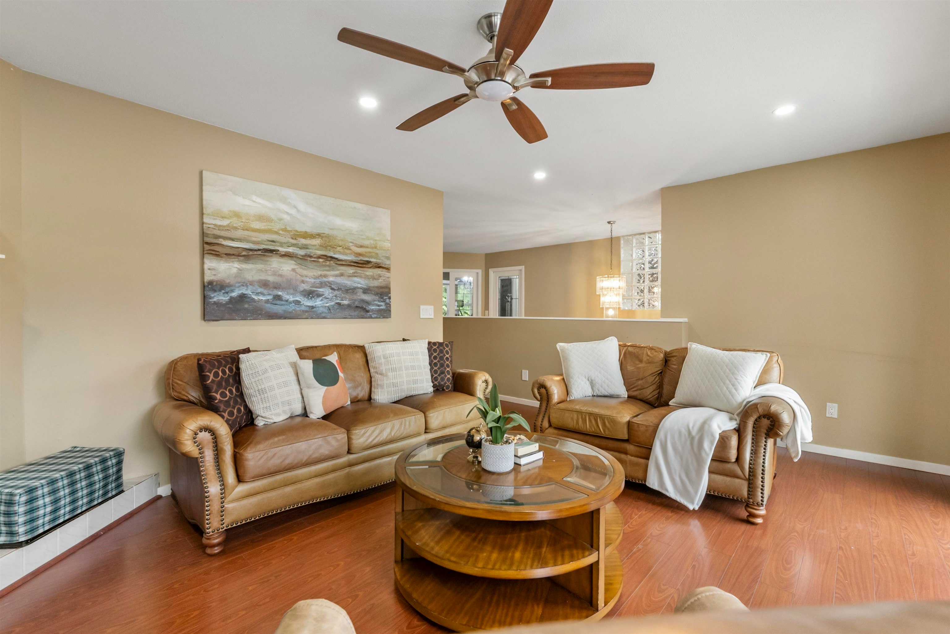 101-1180 Falcon Drive - 5