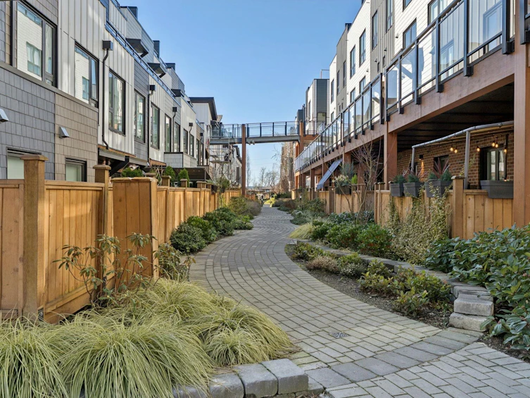 142-545 E 2nd Street, North Vancouver, BC, V7L 1E1 - 18