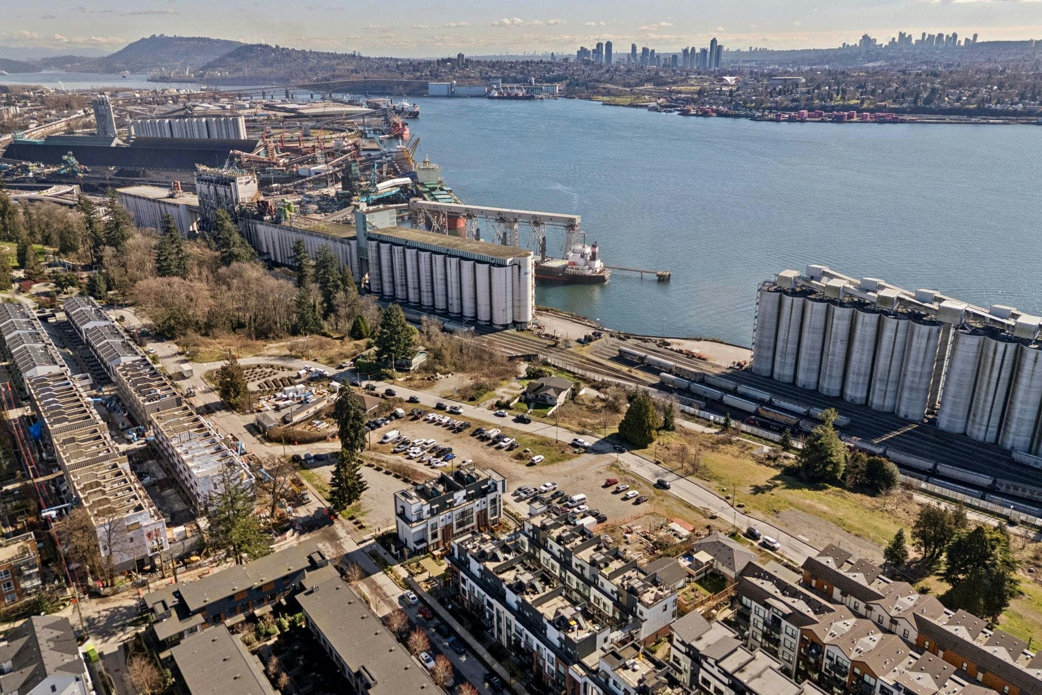 142-545 E 2nd Street, North Vancouver, BC, V7L 1E1 - 22