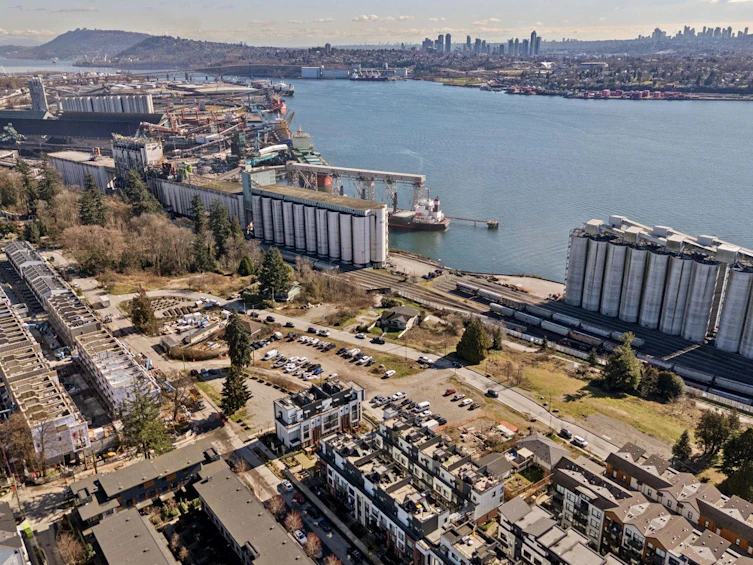 142-545 E 2nd Street, North Vancouver, BC, V7L 1E1 - 22