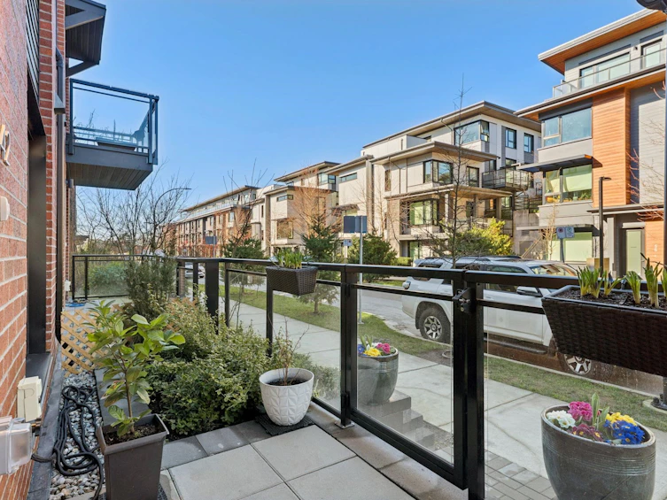 142-545 E 2nd Street, North Vancouver, BC, V7L 1E1 - 3