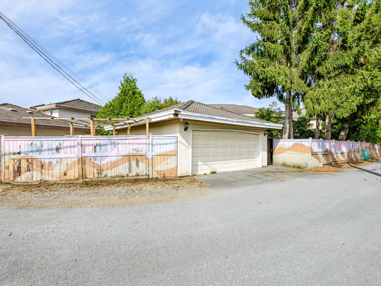 9940 Bates Road, Richmond, BC, V7A 1E4 - 40