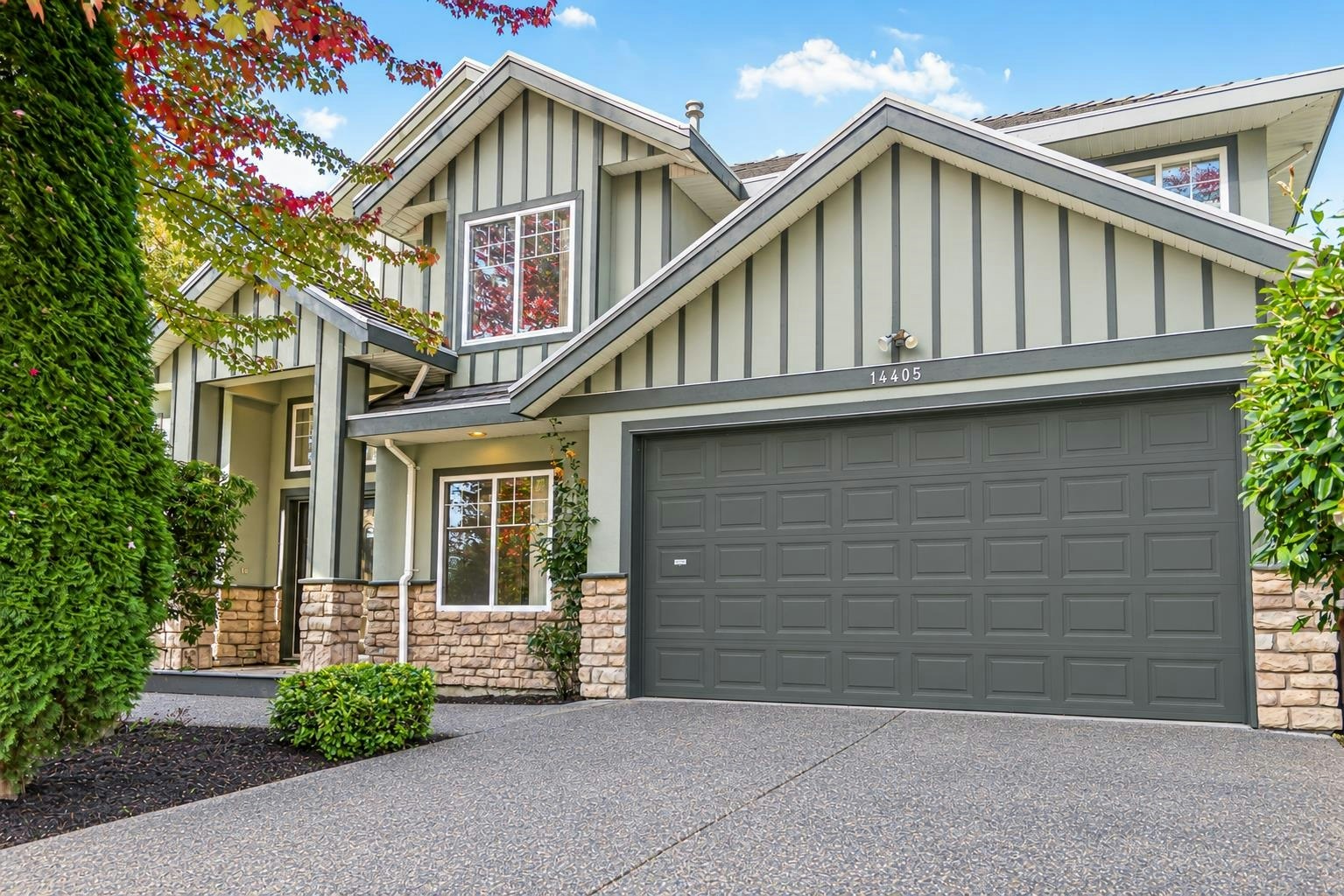 14405 89a Avenue, Surrey, BC, V3R 1A3