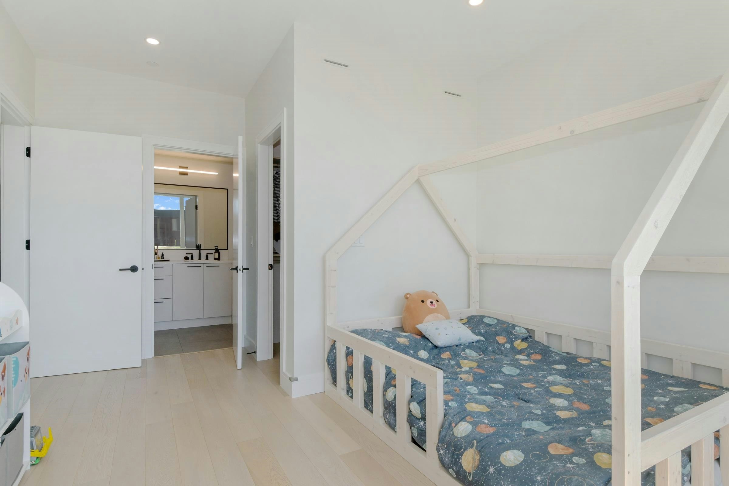 207-20416 Park Avenue, Langley, BC, V3A 0N2 - 20