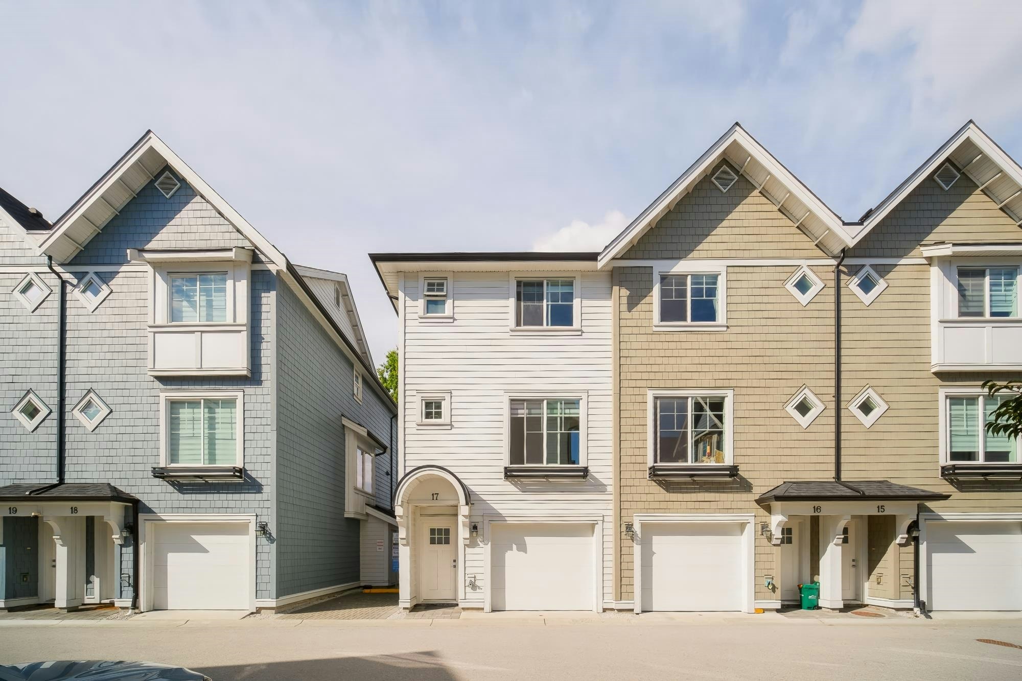 17-9211 Mckim Way, Richmond, BC, V6X 0T1