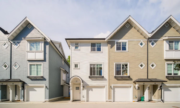 17-9211 Mckim Way