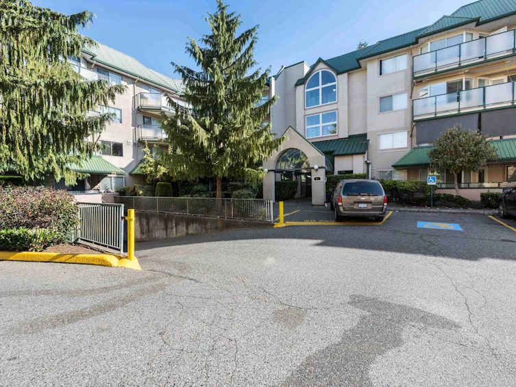 409-2962 Trethewey Street, Abbotsford, BC, V2T 4M3 - 2