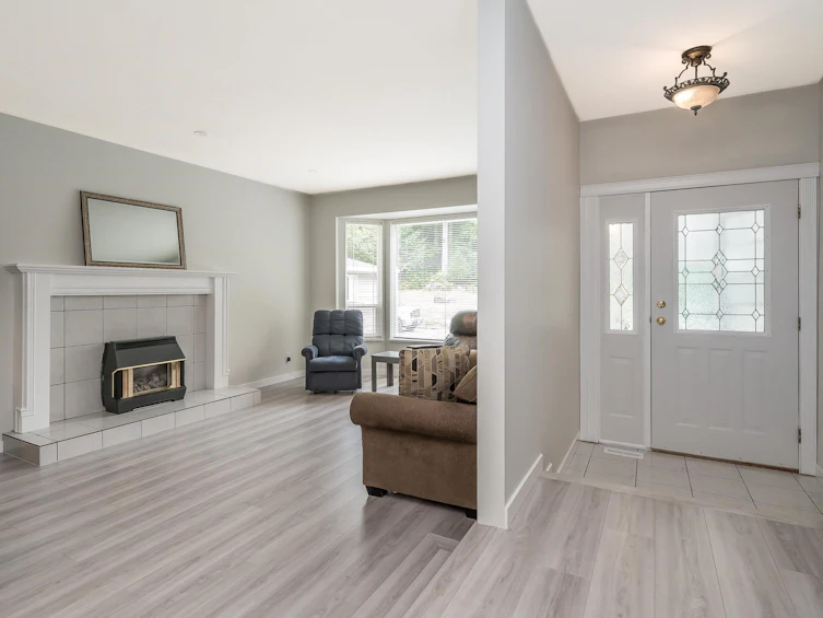 12295 269 Street, Maple Ridge, BC, V2W 1N8 - 12