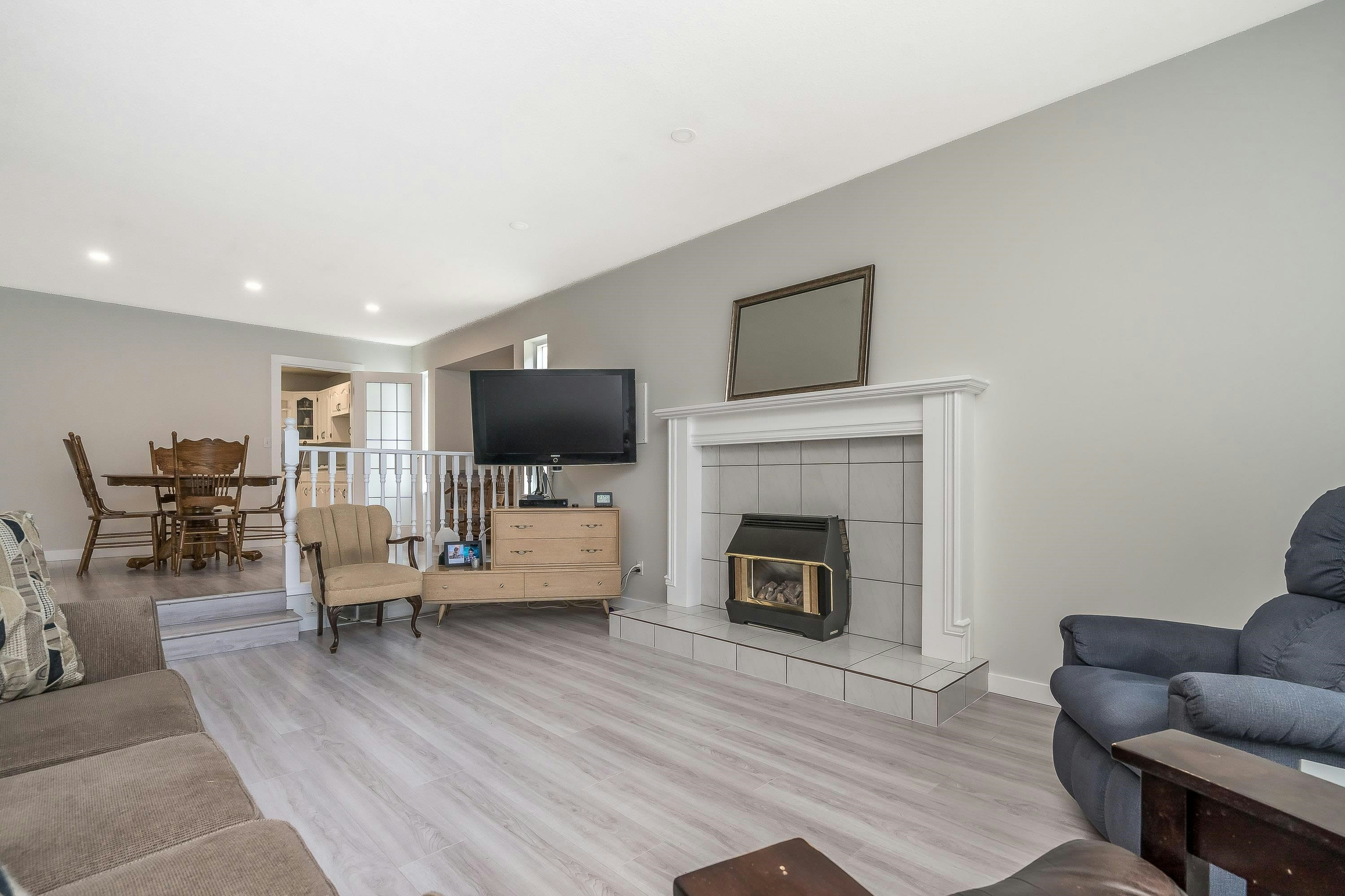 12295 269 Street, Maple Ridge, BC, V2W 1N8 - 15