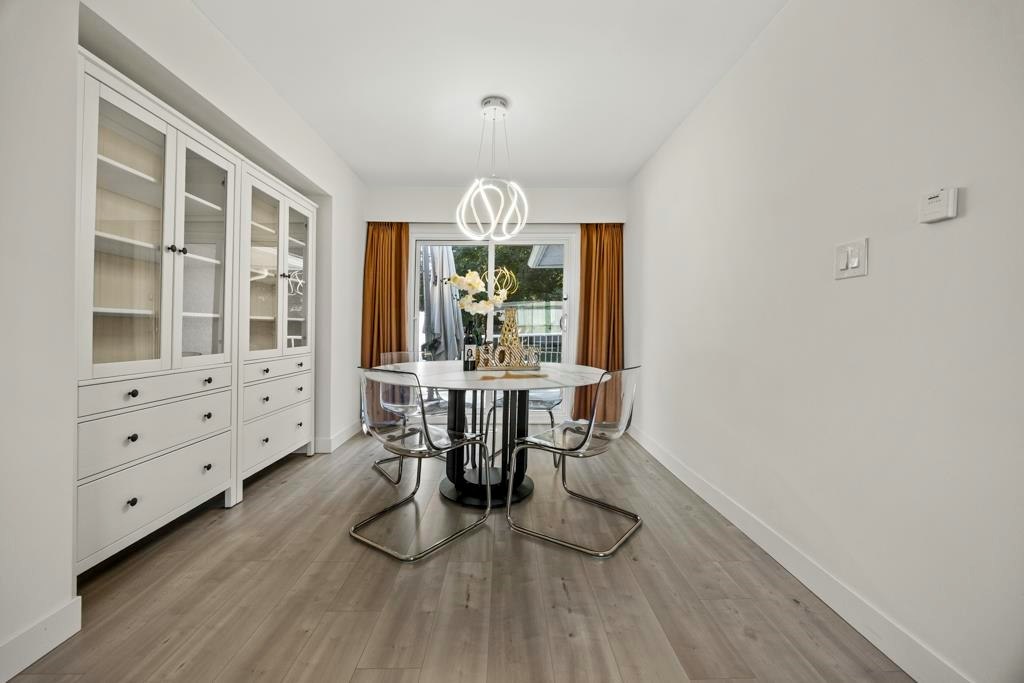 4936 Barker Crescent, Burnaby, BC, V5G 3G5 - 7