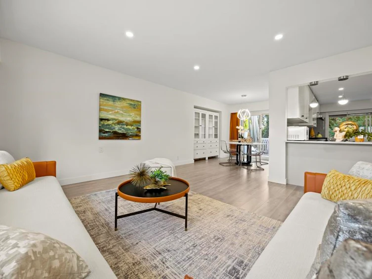 4936 Barker Crescent, Burnaby, BC, V5G 3G5 - 4
