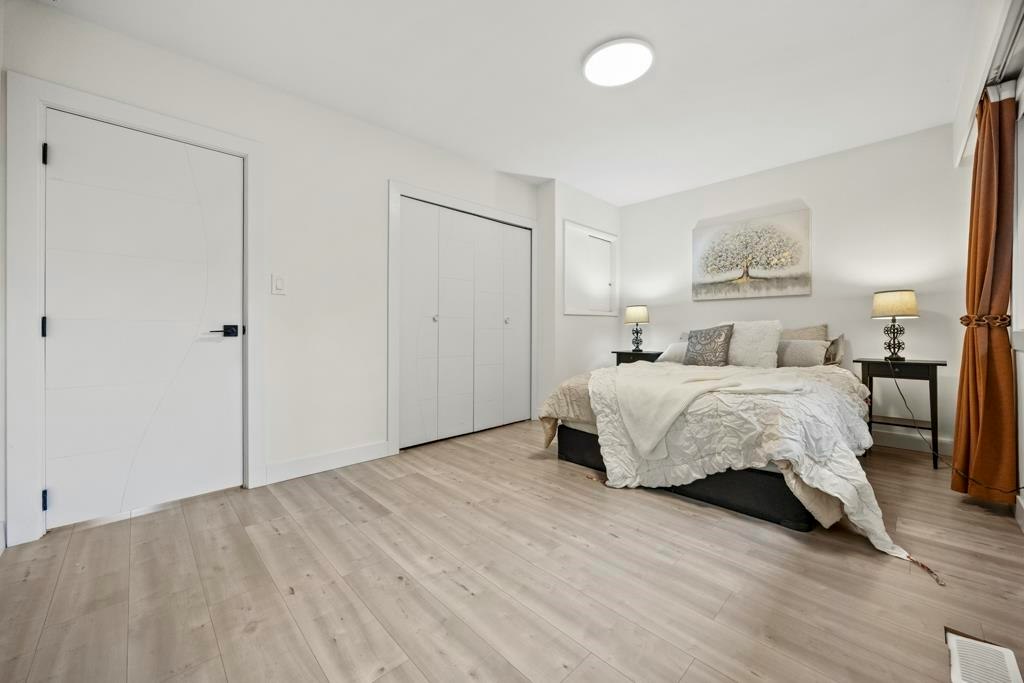 4936 Barker Crescent, Burnaby, BC, V5G 3G5 - 13