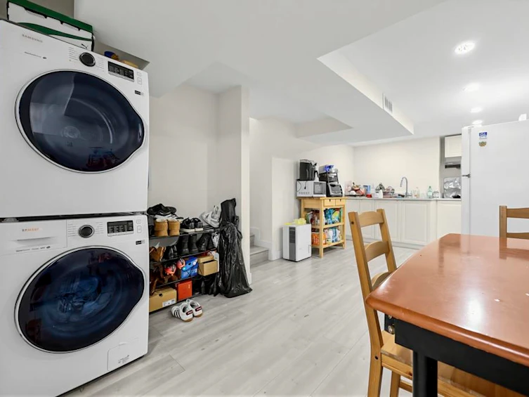 4936 Barker Crescent, Burnaby, BC, V5G 3G5 - 27