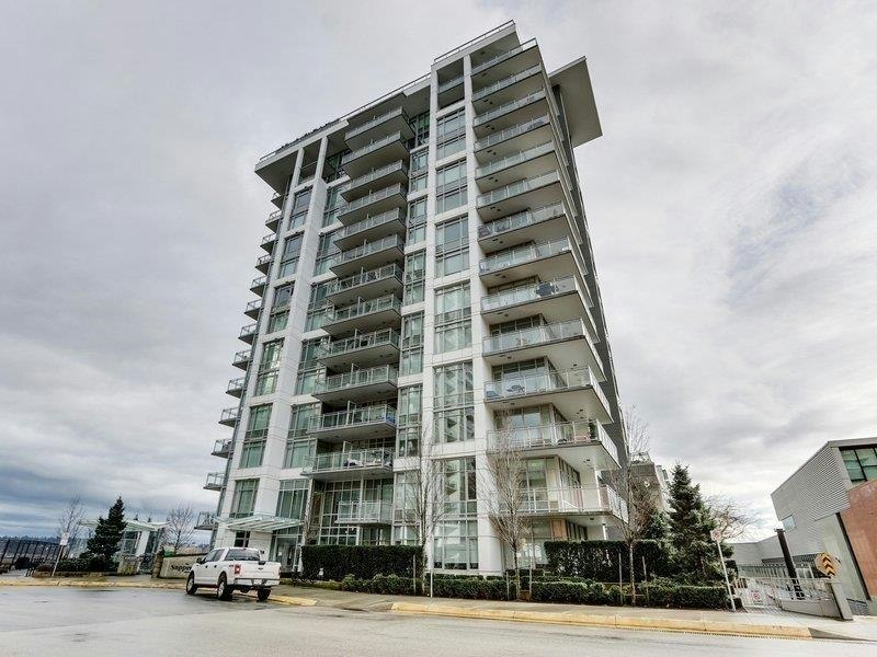 203-200 Nelson's Crescent, New Westminster, BC, V3L 0H4