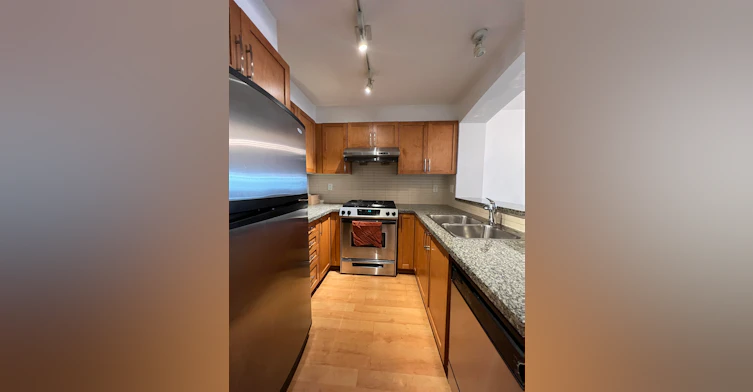 3xx-5725 Agronomy Road, Vancouver, BC, V6T 1L9 - 3