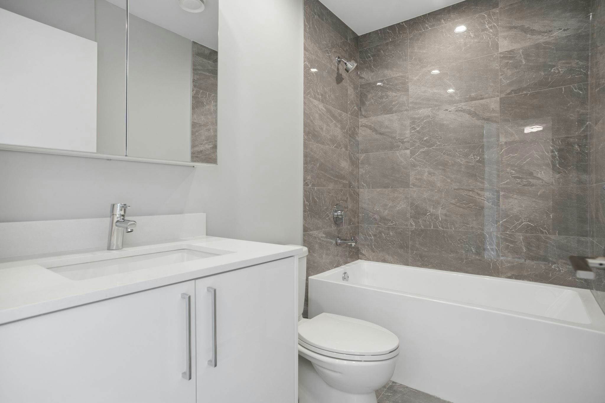 33-4337 Boundary Road, New Westminster, BC, V6V 1S8 - 24