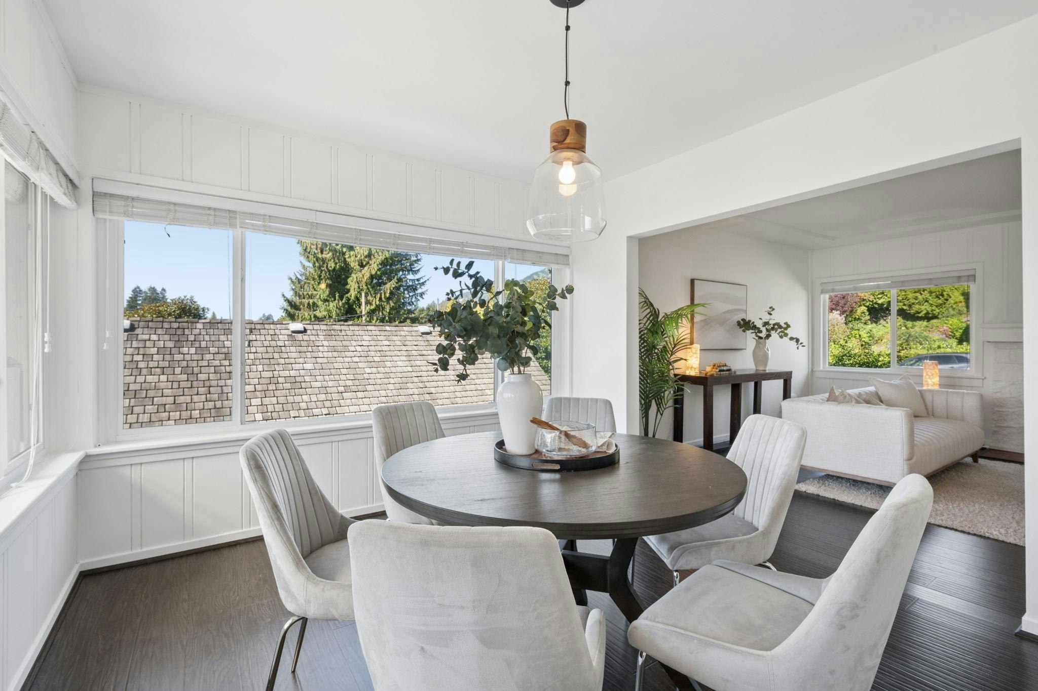 2288 Kings Avenue - 4