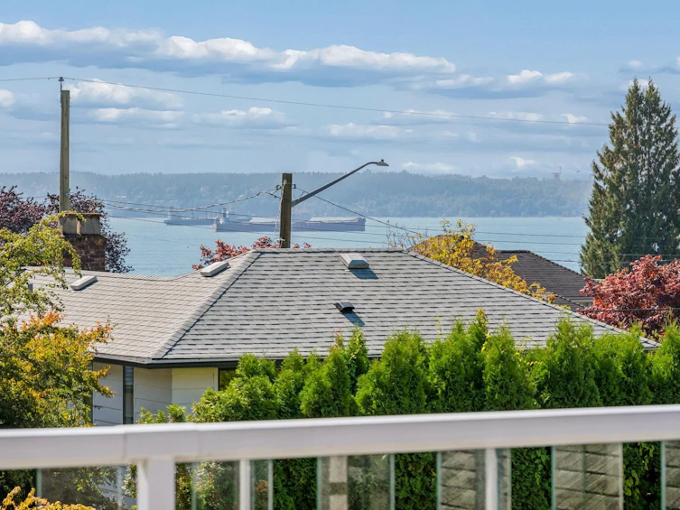2288 Kings Avenue, West Vancouver, BC, V7V 2C2 - 9