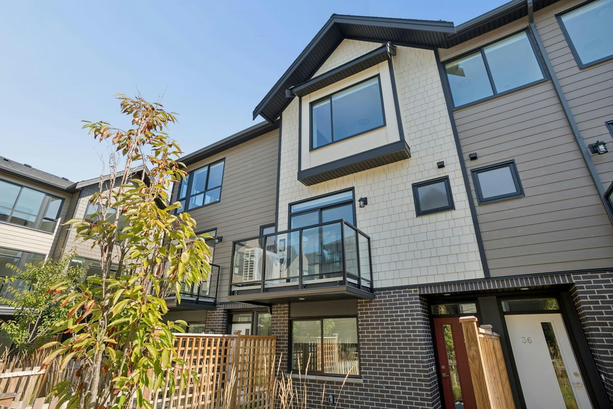 35-4337 Boundary Road, New Westminster, BC, V6V 1S8