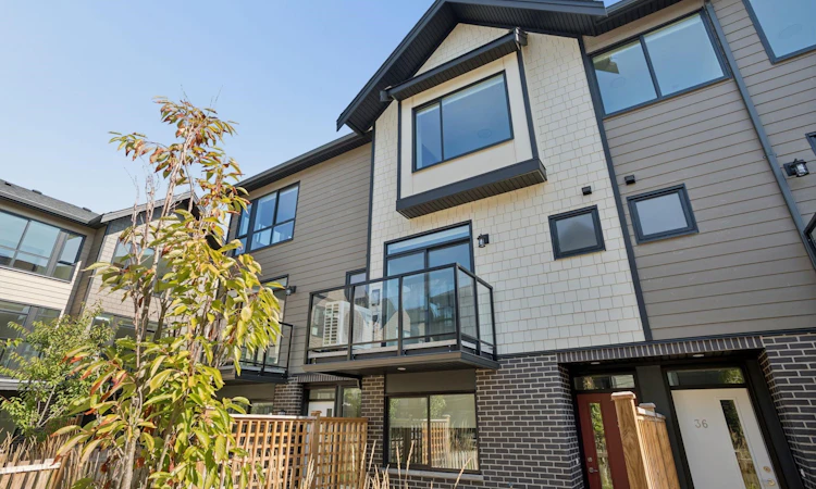 35-4337 Boundary Road
