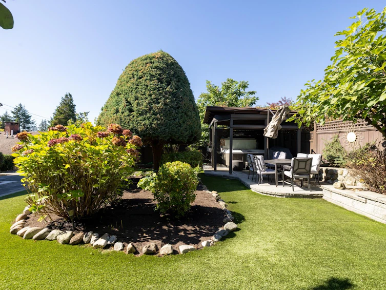 424 W Queens Road, North Vancouver, BC, V7N 2K7 - 11