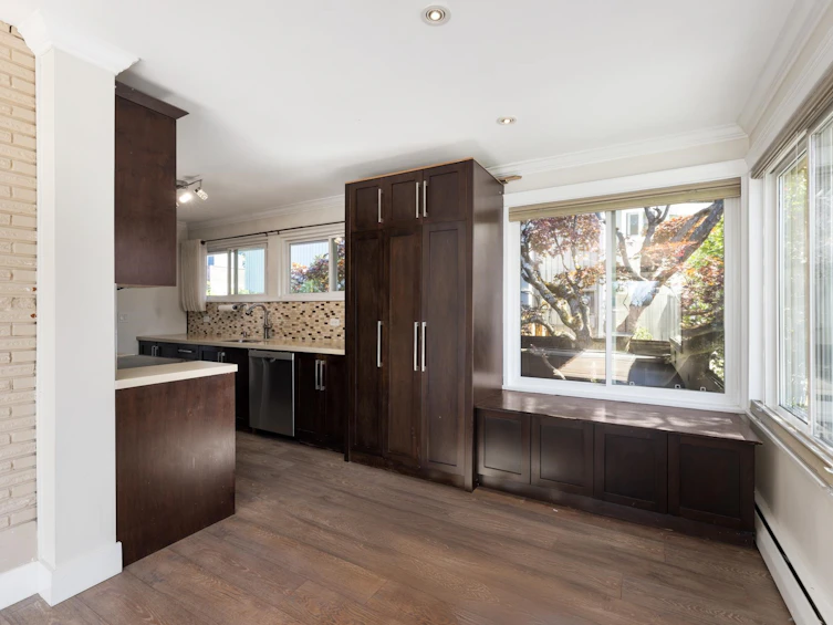 424 W Queens Road, North Vancouver, BC, V7N 2K7 - 23