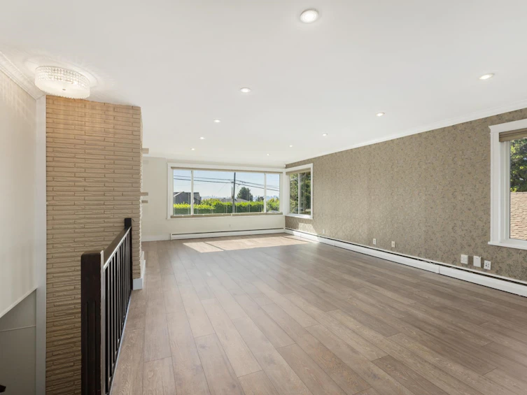 424 W Queens Road, North Vancouver, BC, V7N 2K7 - 21