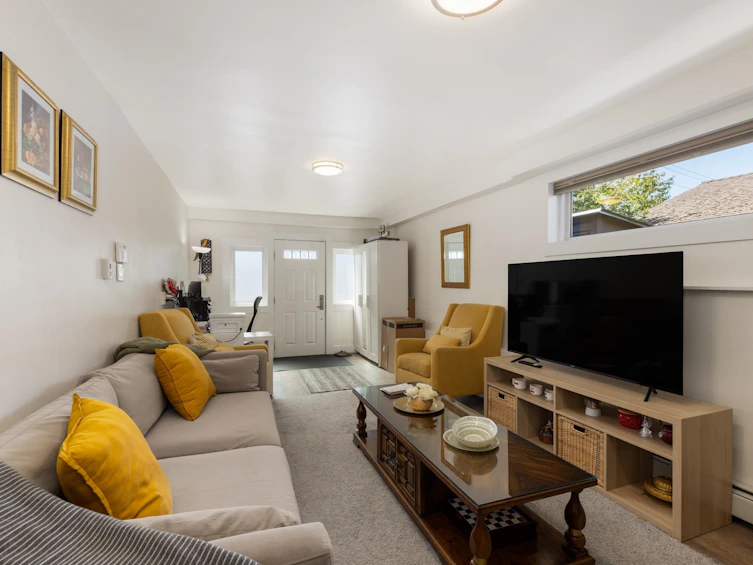 424 W Queens Road, North Vancouver, BC, V7N 2K7 - 33
