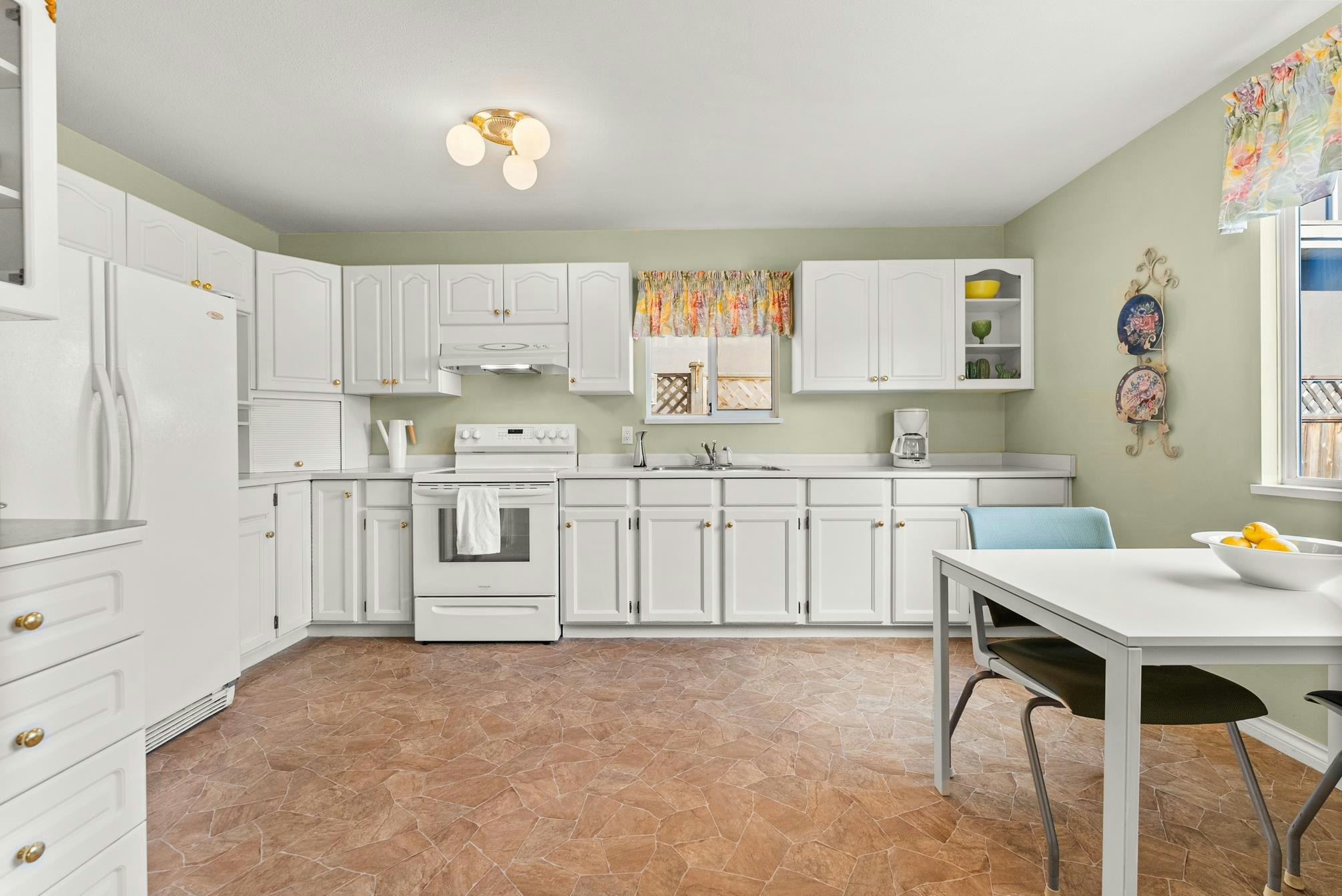 8140 Robinson Road, Richmond, BC, V6Y 1B4 - 10