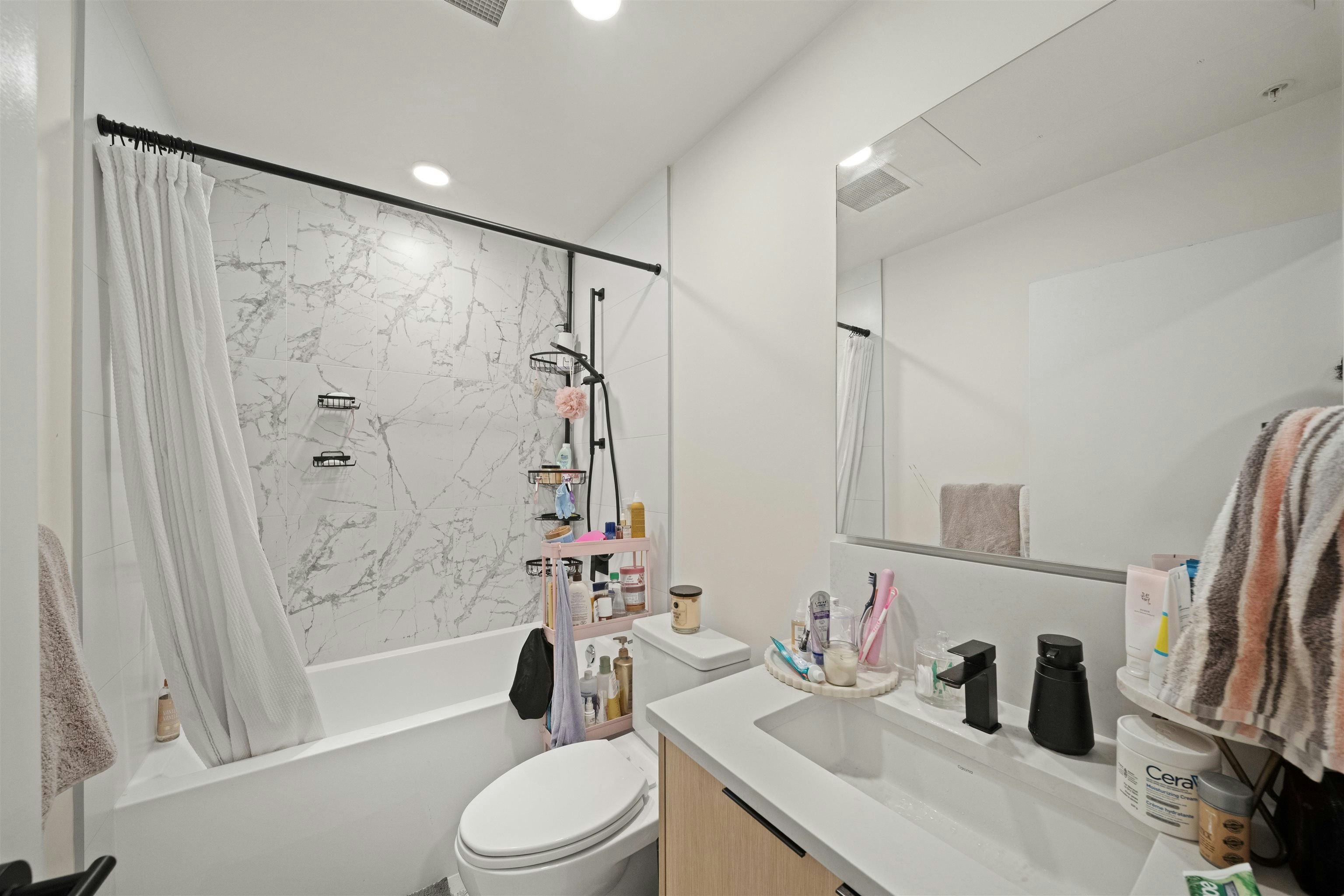 309-422 E 3rd Street, North Vancouver, BC, V7L 0K1 - 10