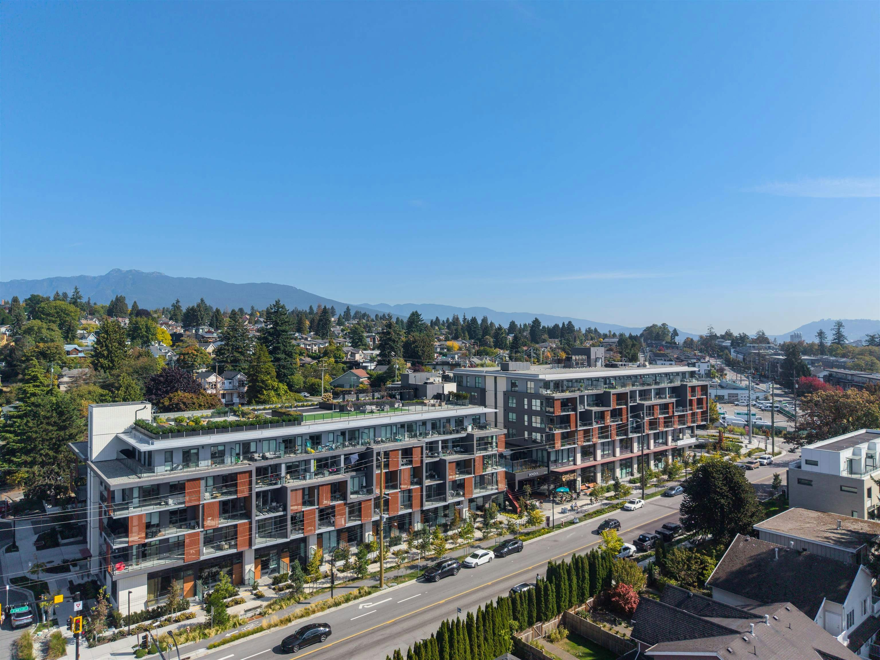 309-422 E 3rd Street, North Vancouver, BC, V7L 0K1