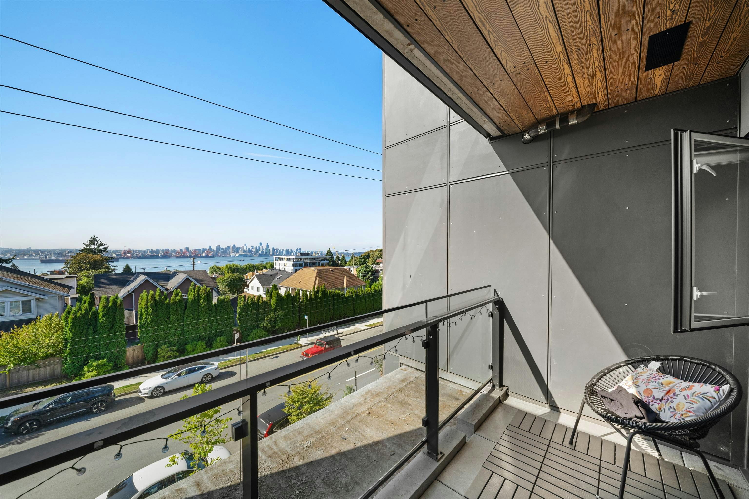 309-422 E 3rd Street - 5