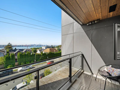 309-422 E 3rd Street - 5