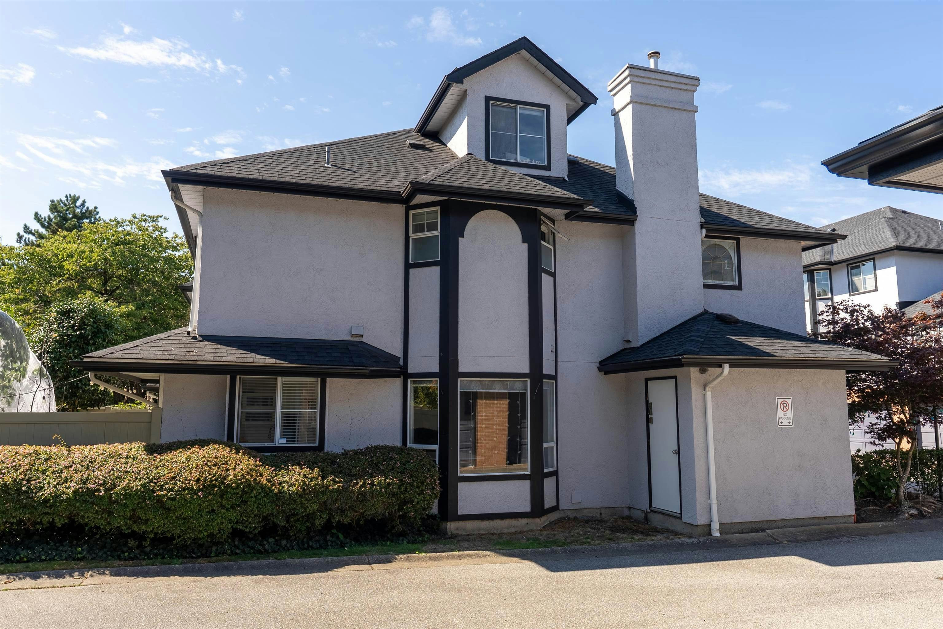 54-8120 General Currie Road - 2