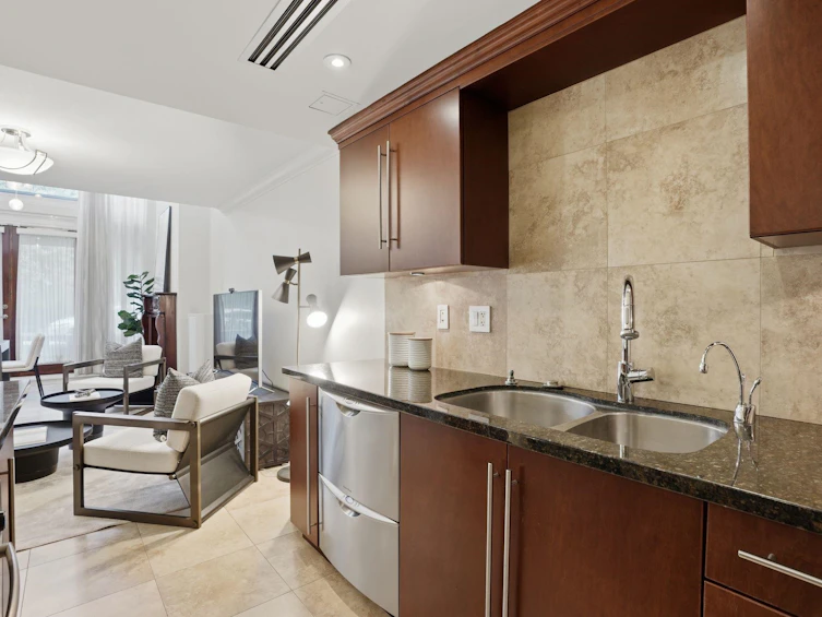1260 Richards Street, Vancouver, BC, V6B 3G2 - 13