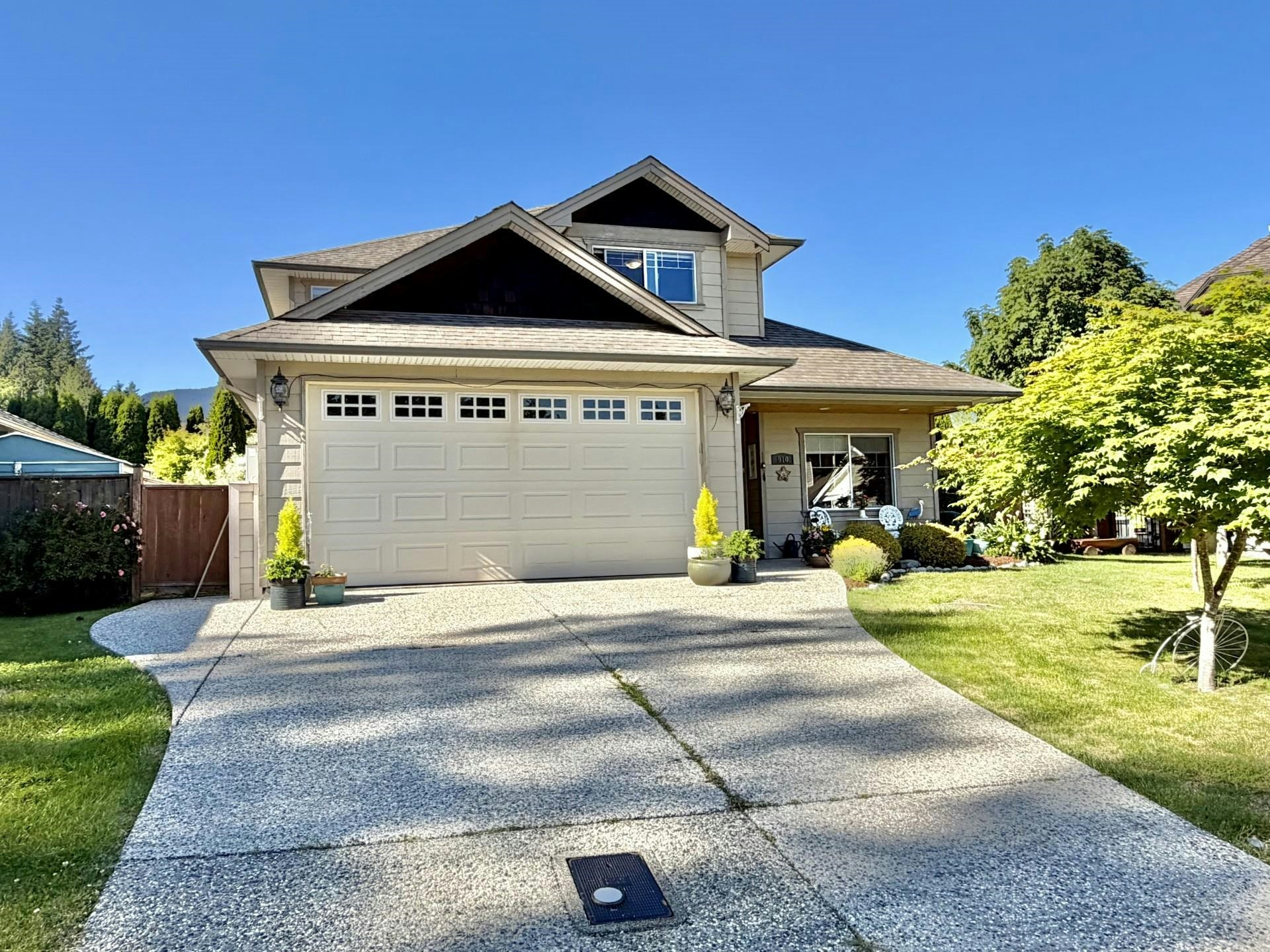 910 Oceanmount Boulevard, Gibsons, BC, V0N 1V8