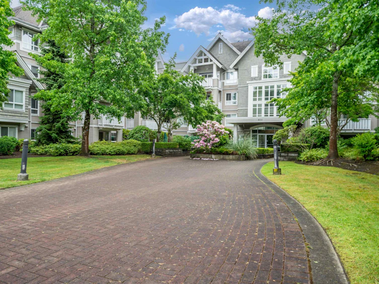 305-8120 Jones Road, Richmond, BC, V6Y 4K7 - 3