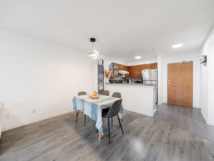 305-8120 Jones Road, Richmond, BC, V6Y 4K7 - 9