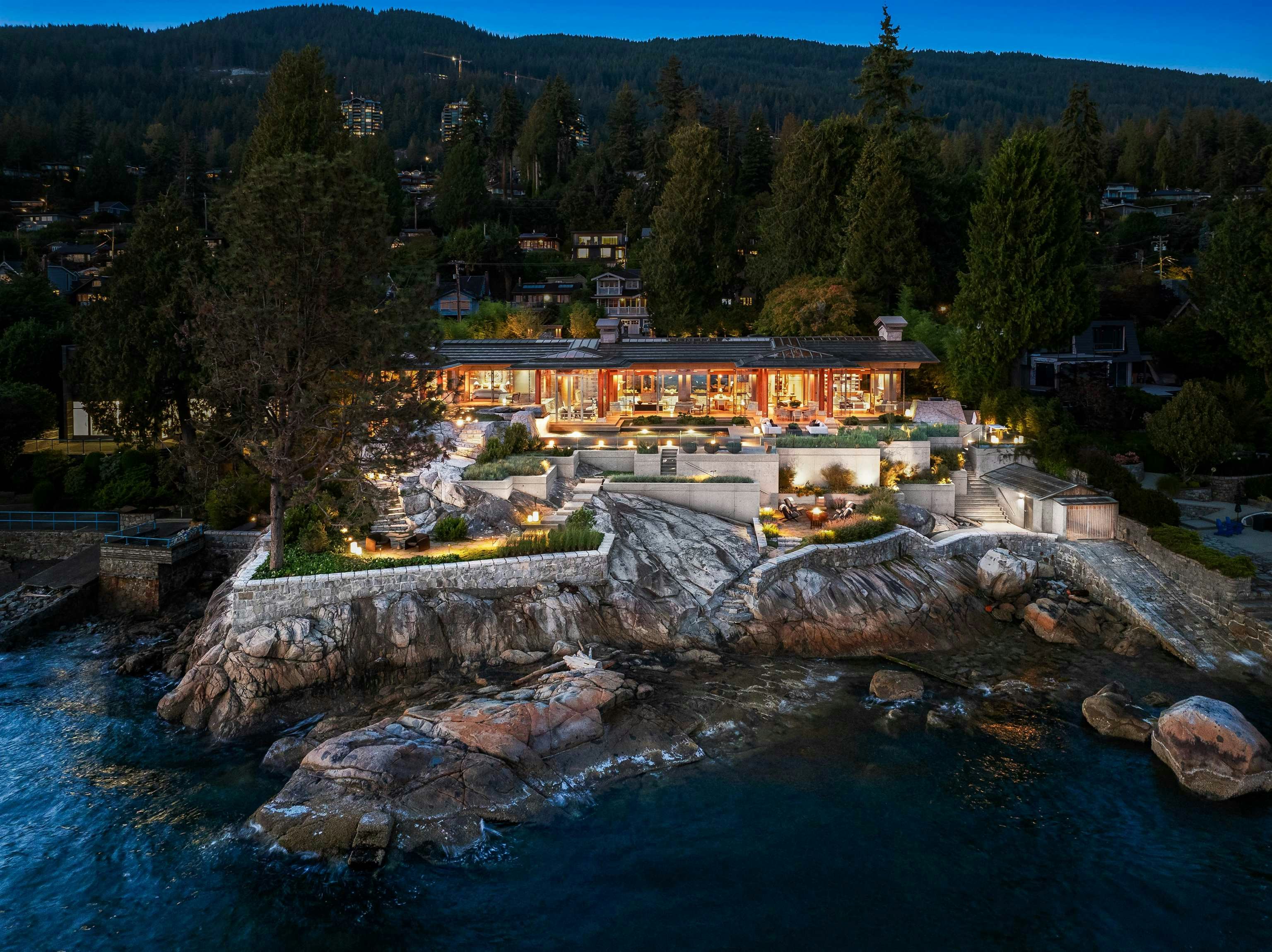 3330 Radcliffe Avenue, West Vancouver, BC, V7V 1G6 - 39