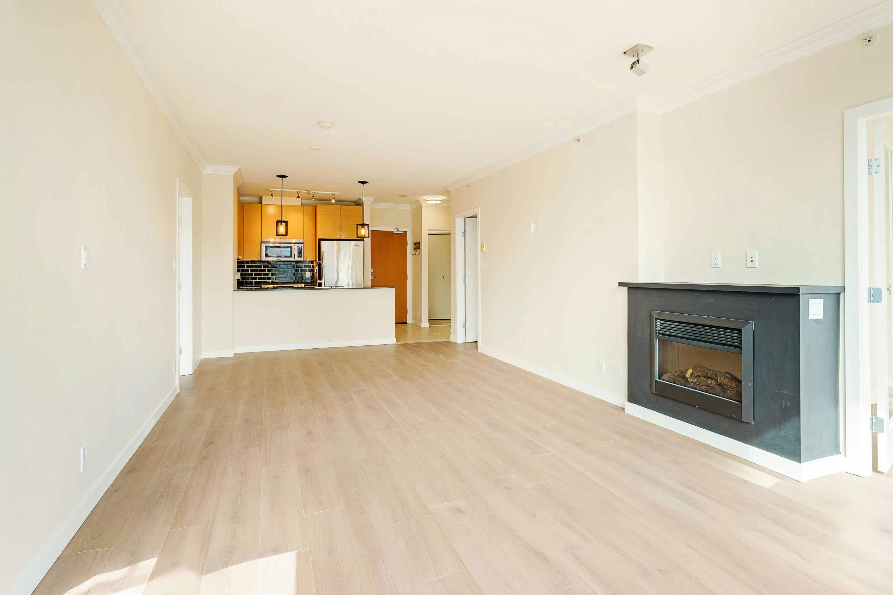 1003-110 Brew Street, Port Moody, BC, V5G 4L7 - 9